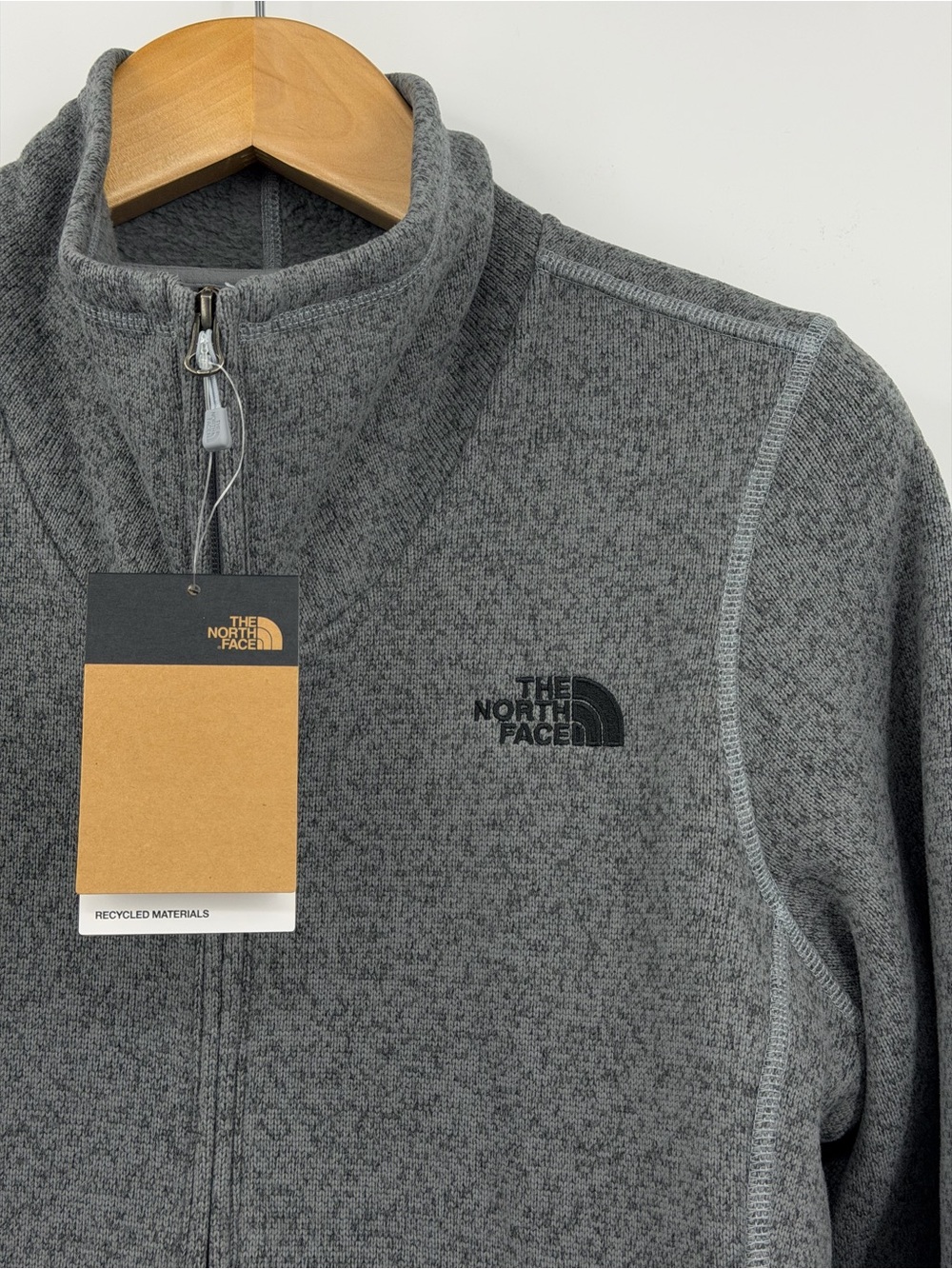 The North Face Women's Sweater Fleece Full Zip Jacket Gray Heather Large NWT - Picture 13 of 13
